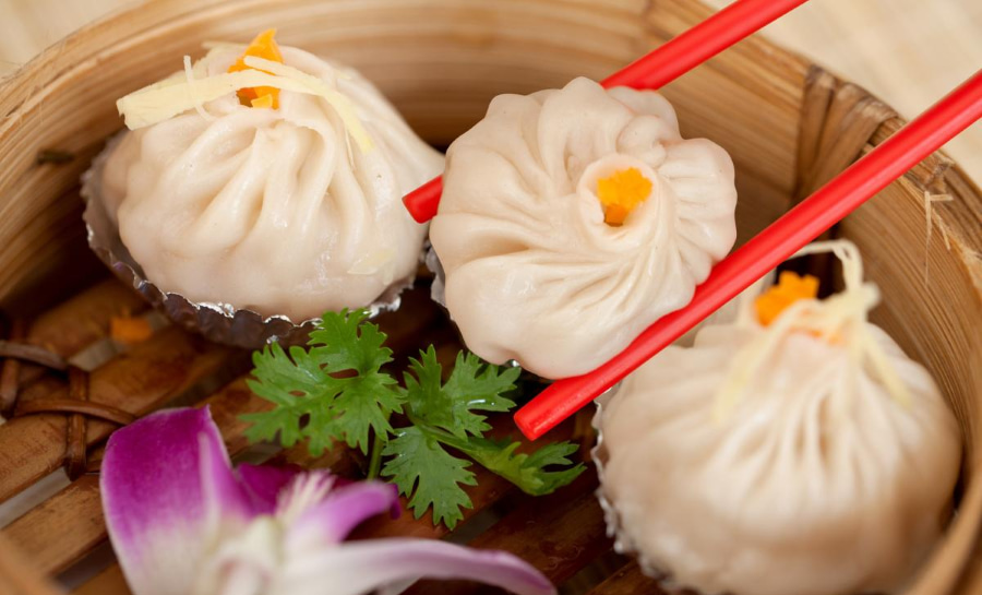 Bánh bao là món ăn quen thuộc nhưng tại chợ đêm Hàng Châu lại có hương vị đặc biệt hấp dẫn