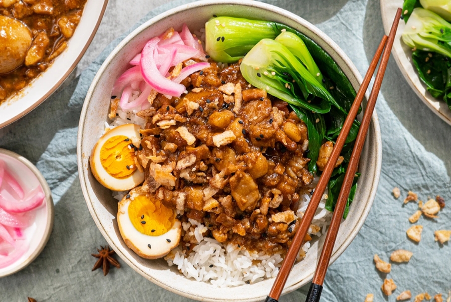 Lu Rou Fan là món ăn mang tinh thần ẩm thực của Đài Loan luôn xuất hiện trong các dịp lễ quan trọng đặc biệt là vào những ngày Tết