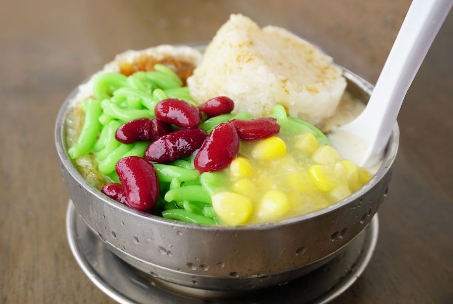Bạn đừng bỏ qua một ly Cendol mát lạnh để tráng miệng sau bữa chính