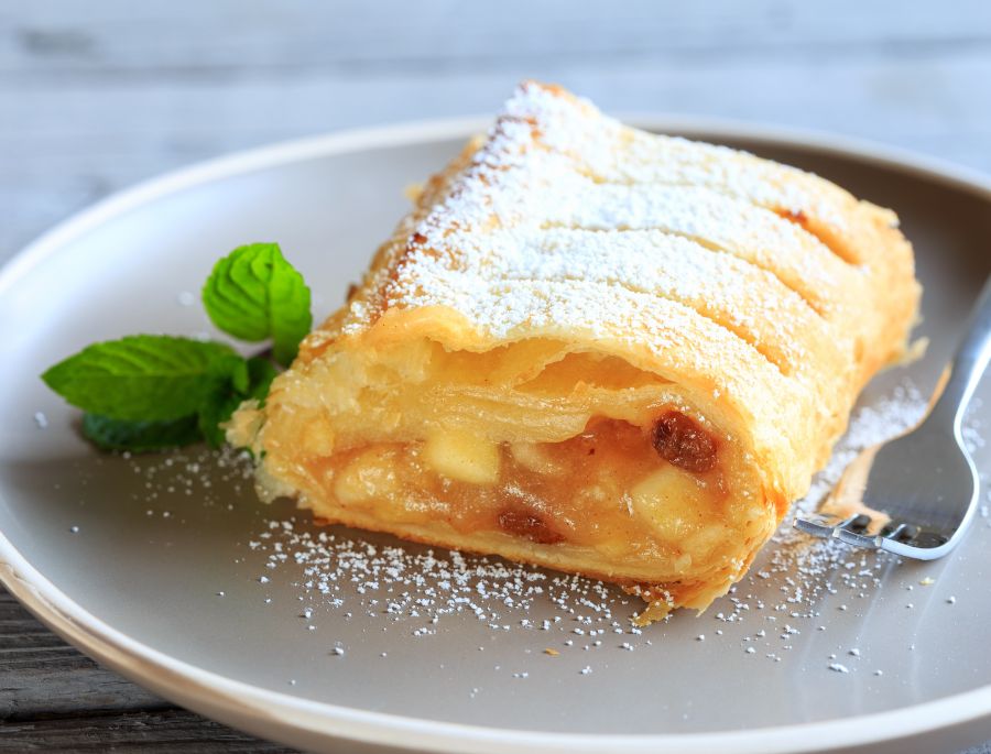 Chiếc bánh thơm lừng hương táo và quế khiến ai cũng muốn 1 lần thưởng thức