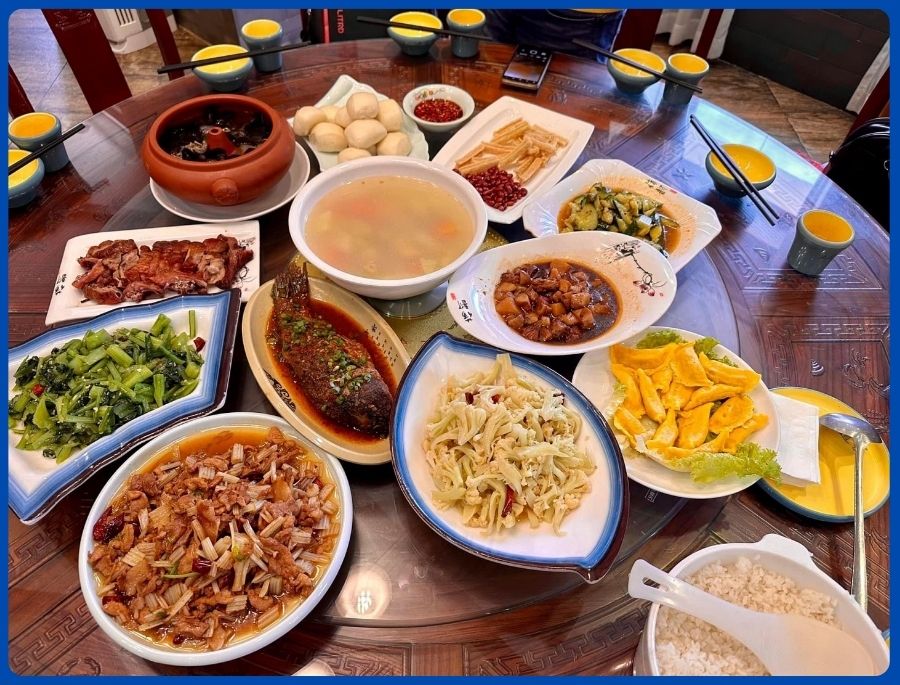 Đặc trưng ẩm thực Lệ Giang vô cùng hấp dẫn với nhiều món ngon