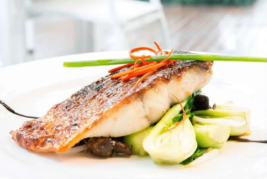 Cá barramundi là món ăn được yêu thích nhờ thịt trắng, mềm, vị ngọt thanh và rất ít xương.