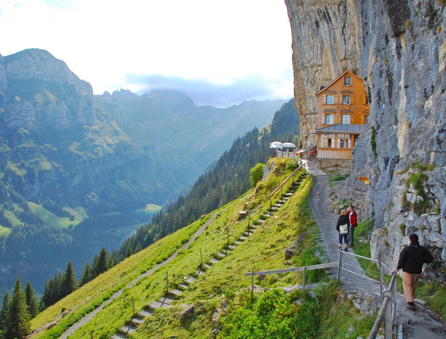 Vẻ đẹp rất đỗi bình yên của thị trấn Appenzell