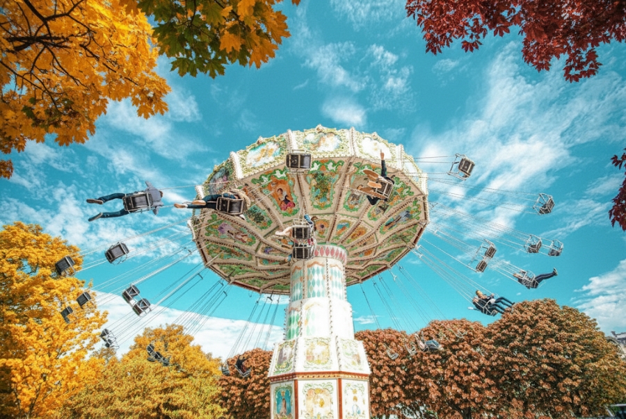 Trong Bois de Boulogne có rất nhiều trò chơi giải trí đang chờ đón bạn