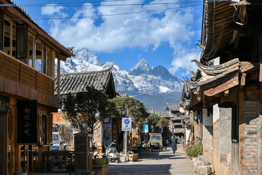 Bạch Sa Cổ Trấn là cổ trấn lâu đời nhất tại Lệ Giang