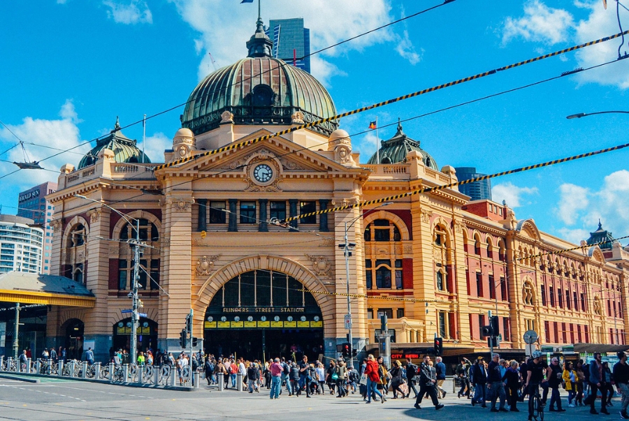 Ga phố Flinders 
