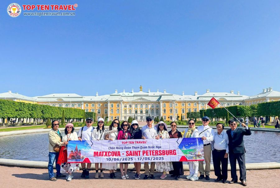 Đoàn khách Top Ten Travel trên hành trình khám phá nước Nga
