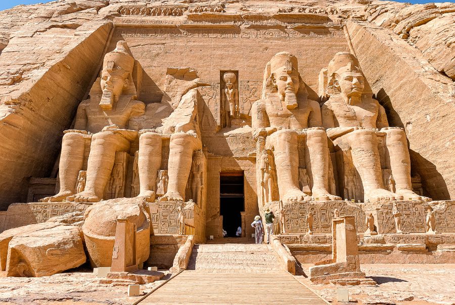 Đền Abu Simbel là một trong những công trình kiến trúc mang tầm vóc di sản thế giới