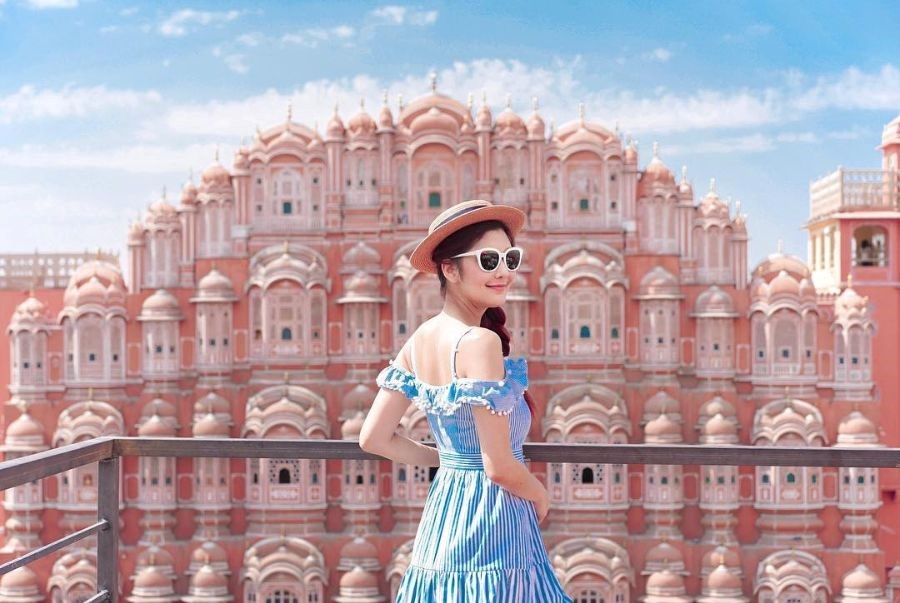 Góc check-in từ quán Wind View Cafe được nhiều du khách săn đón