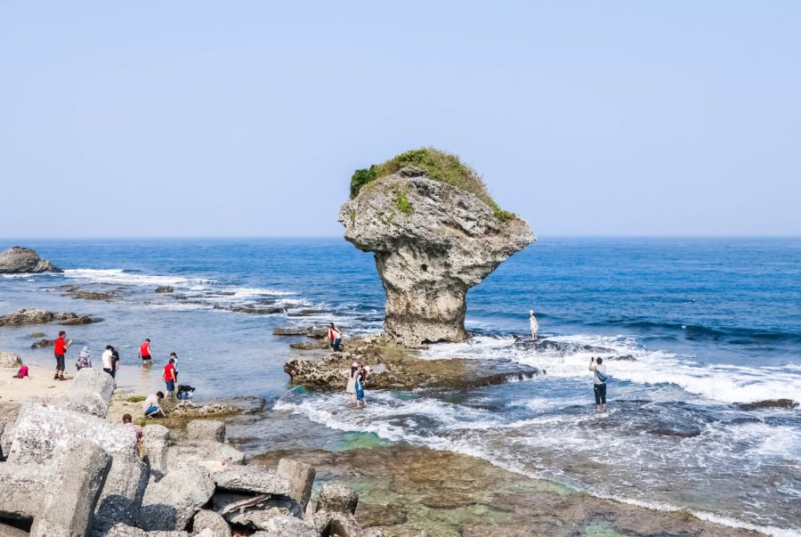 Xiaoliuqiu là một hòn đảo san hô nhỏ nằm ngoài khơi phía Tây Nam của Đài Loan