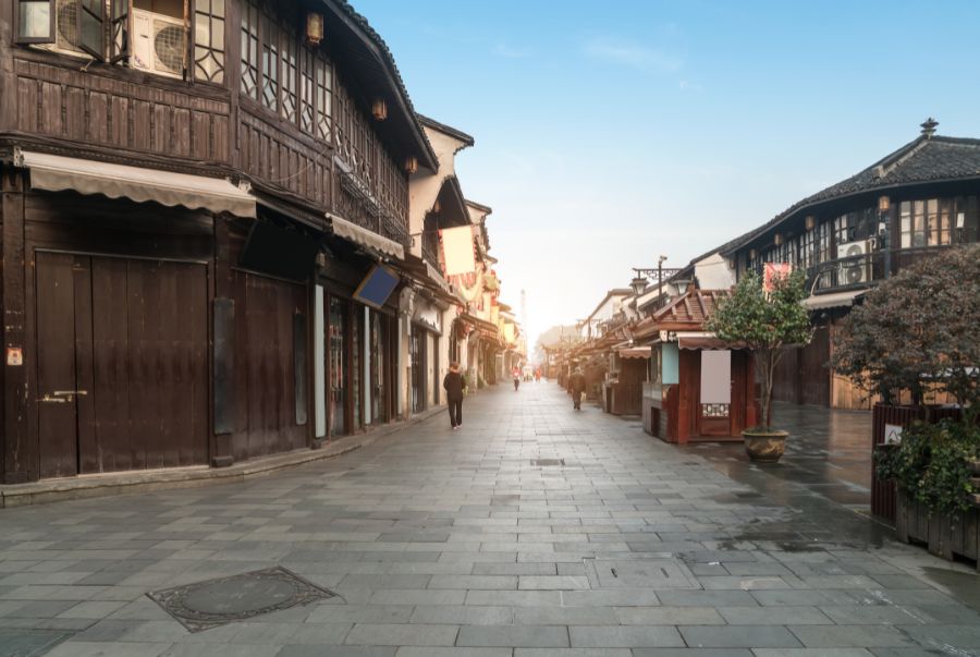 Phố cổ Qinghefang là nơi lưu giữ trọn vẹn tinh thần Hàng Châu cổ xưa