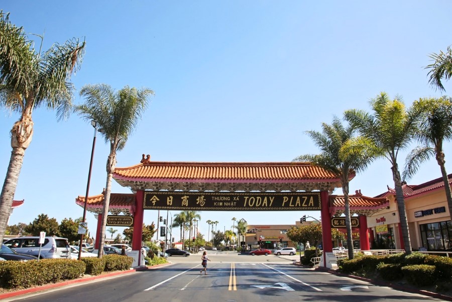 Little Saigon là khu vực tập trung đông đảo cộng đồng người Việt tại miền Nam California