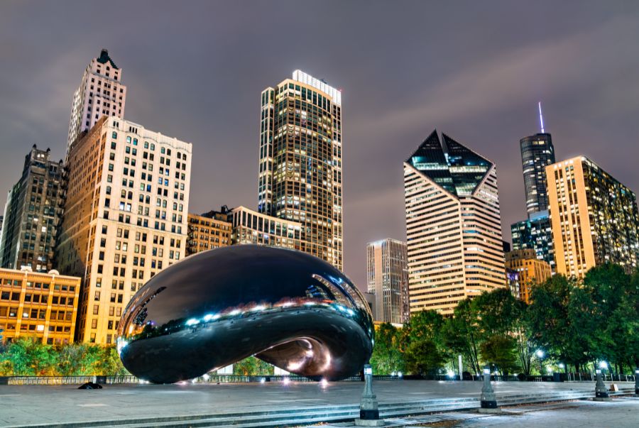 Cloud Gate -  Hạt đậu bạc nổi tiếng của Công Viên Thiên Niên Kỷ