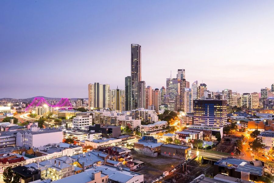 Fortitude Valley là một trung tâm giải trí về đêm nổi tiếng của Brisbane