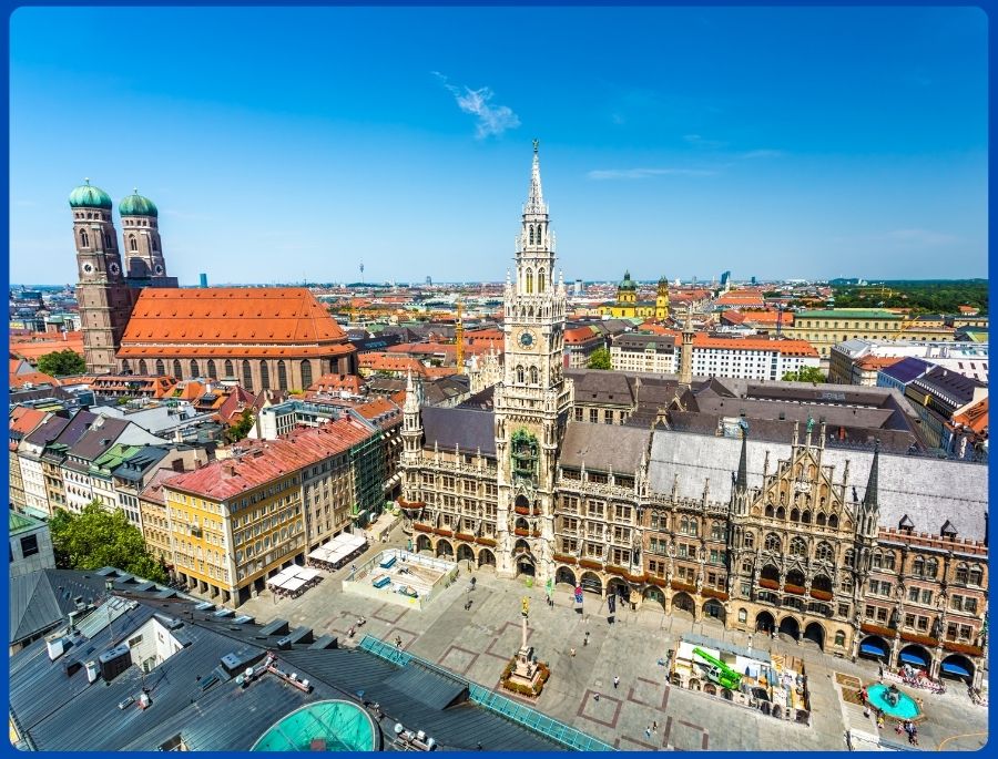 Marienplatz là trái tim sôi động của thành phố Munich
