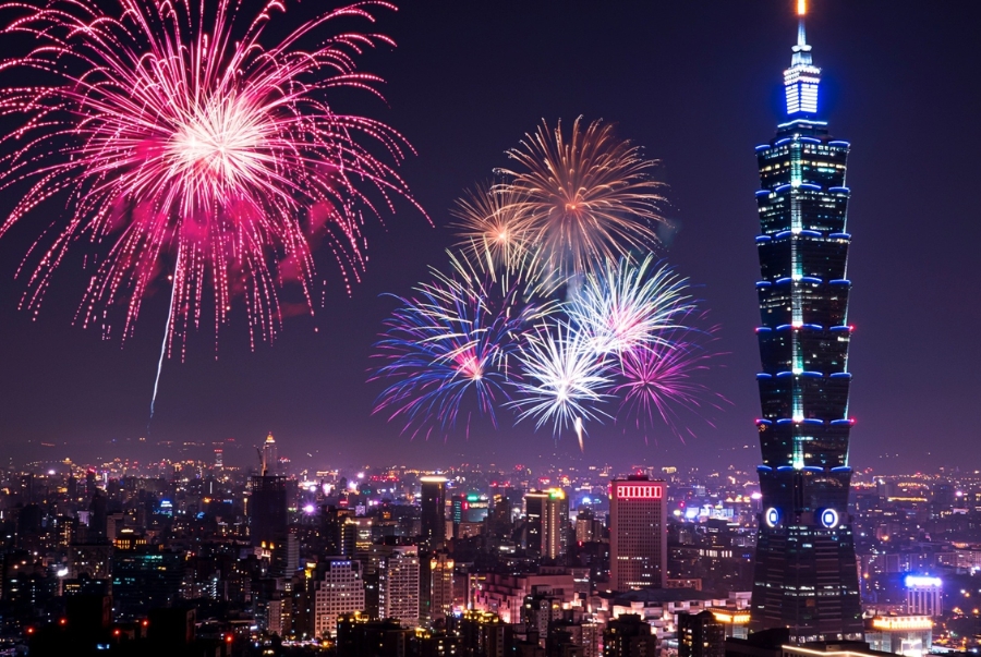 Tòa tháp Taipei 101 được biết đến là biểu tượng nổi bật nhất của Đài Bắc cùng với màn pháo hoa ngoạn mục vào đêm giao thừa