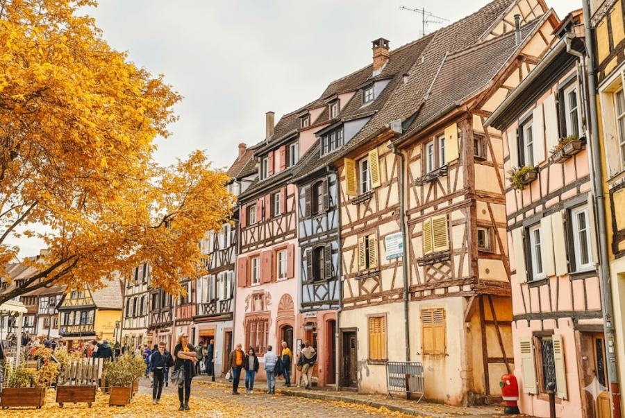 Colmar nổi tiếng là thị trấn cổ tích lãng mạn của nước Pháp