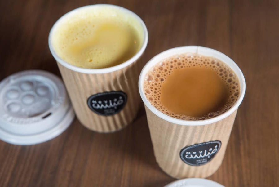 Hương vị trà Ả Rập khá đậm với sự kết hợp của các loại thảo mộc đặc trưng