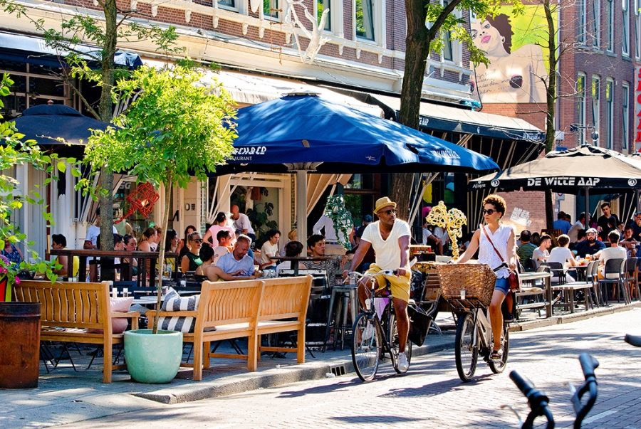 Mùa hè nhiệt độ trung bình khoảng 18 đến 25 độ với nắng nhiều vào ban ngày