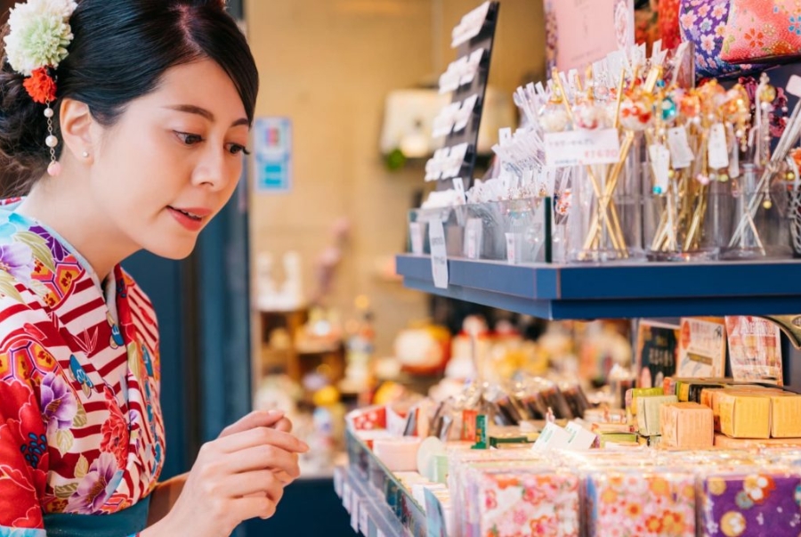 Chi phí mua sắm sẽ tuỳ thuộc vào nhu cầu và ngân sách của mỗi người