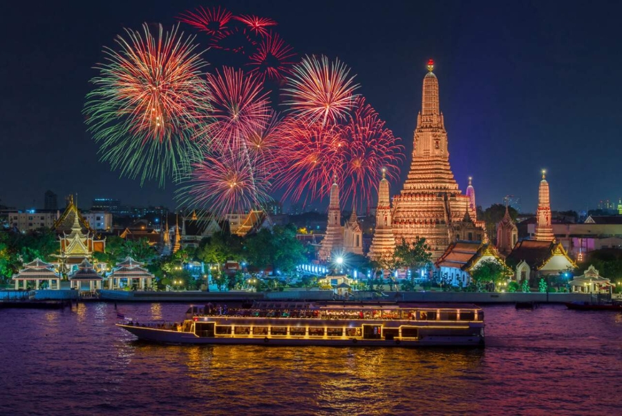 Thủ đô Bangkok nổi bật với sự giao thoa giữa nét hiện đại lẫn nét cổ kính