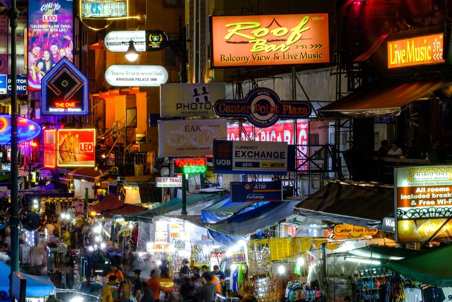 Phố Khao San là một trong những con phố sôi động nhất mà du khách nhất định phải ghé một lần