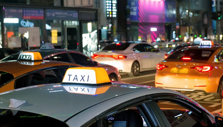 Nếu bạn đi theo nhóm lớn thì lựa chọn taxi để đi từ Seoul đến Wolmido là một sự lựa chọn tốt nhất