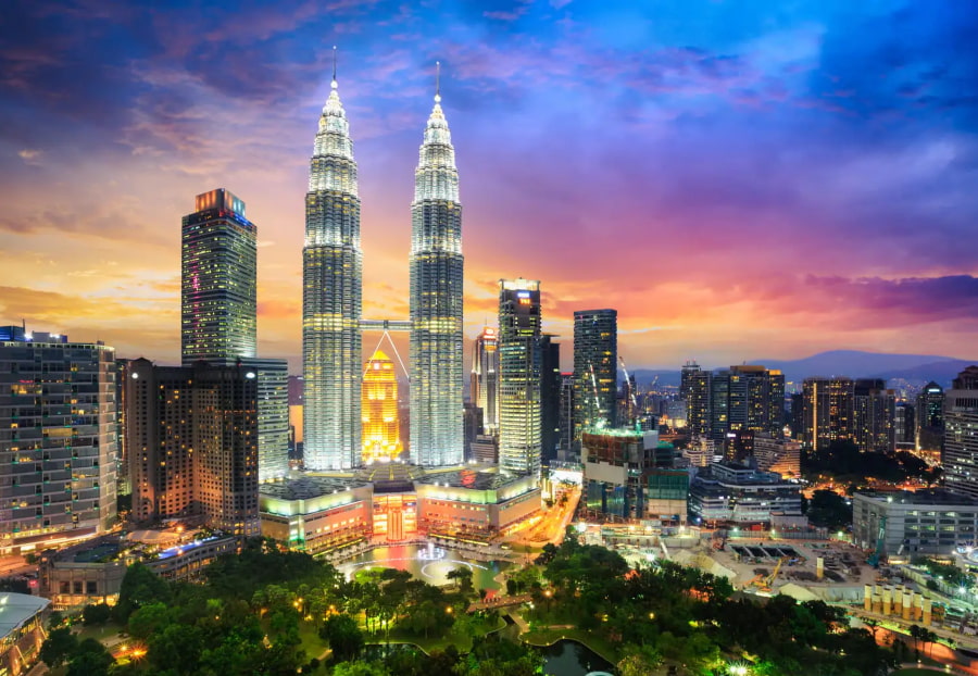 Malaysia là một quốc gia đa văn hóa, nơi sự pha trộn giữa các nền văn hóa Mã Lai, Trung Hoa và Ấn Độ