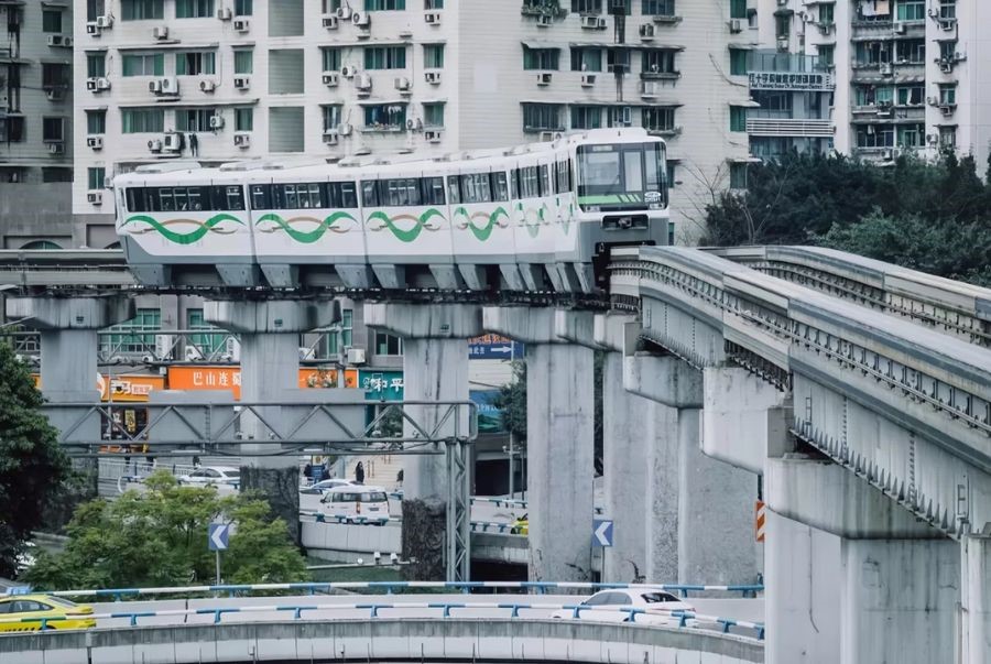 Ga tàu Liziba ra đời vào đầu thế kỉ 21 trở thành giải pháp giao thông khác biệt của Trùng Khánh