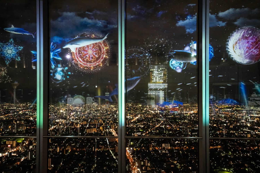 Abeno Harukas là một trong những điểm đến mà bạn không nên bỏ qua khi đi du lịch Osaka về đêm