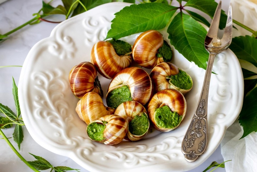 Món ăn Escargots sở hữu nguyên liệu chính là ốc sên Burgundy