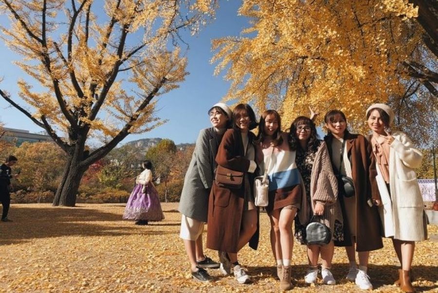 Gợi ý trang phục cho chuyến du lịch Seoul mùa thu