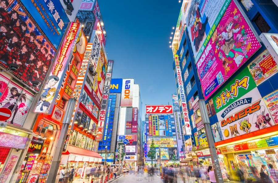 Akihabara chắc chắn là sự lựa chọn đầu tiên dành cho các tín đồ công nghệ và anime