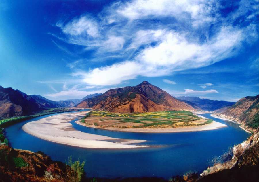 Sông Dương Tử là con sông dài nhất châu Á với nhiều giá trị lịch sử, văn hóa vô cùng quan trọng