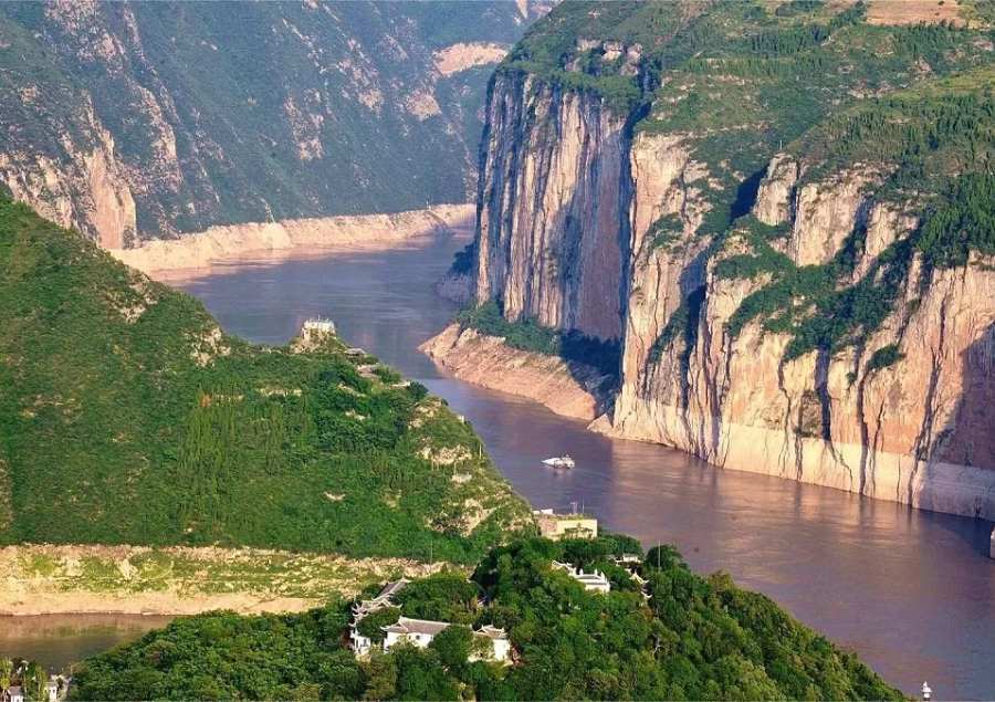 Xiling là hẻm núi dài nhất và hiểm trở nhất tại Tam Hiệp