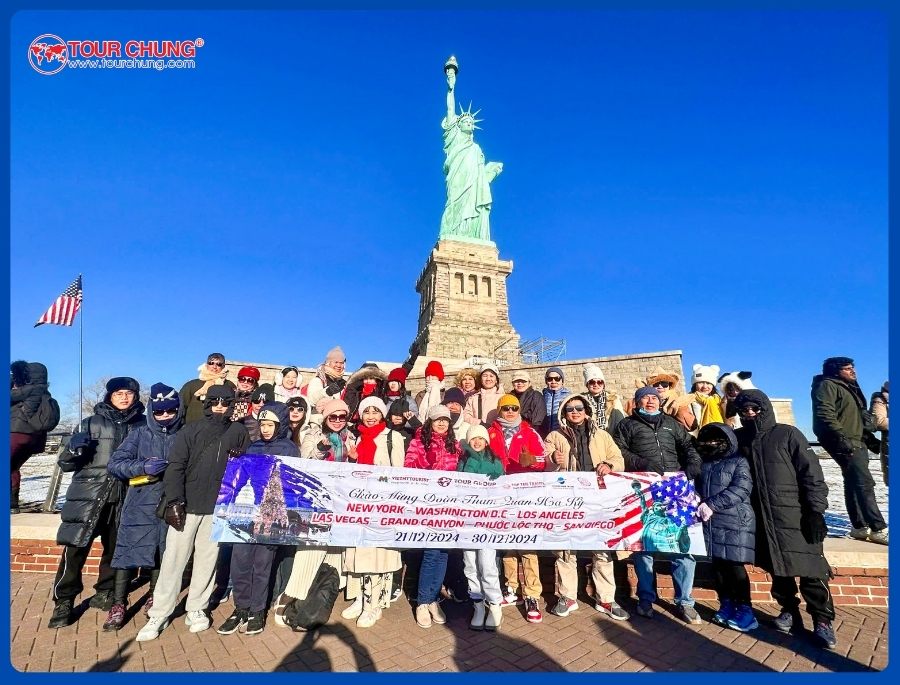 Tượng Nữ Thần Tự Do là điểm đến được đông đảo khách du lịch Mỹ yêu thích và ghé đến tham quan