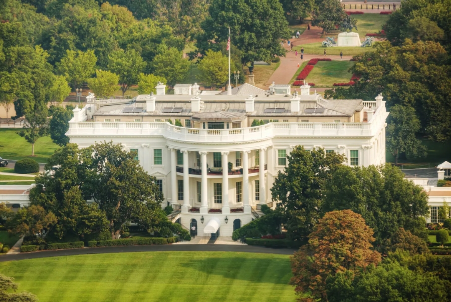 Tòa Nhà Trắng có 6 tầng, trong đó Cánh Tây và Cánh Đông giữ vai trò đặc biệt quan trọng