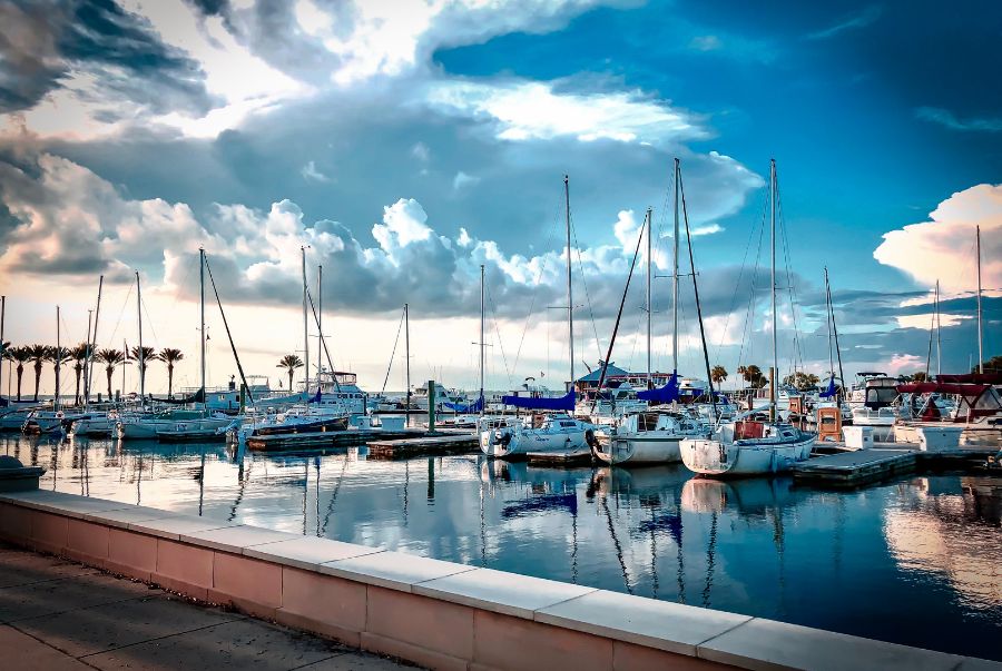 Vẻ đẹp bình yên tại cảng Hercule 