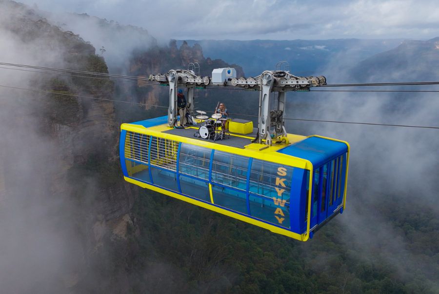 Scenic Skyway - Hệ thống cáp treo đáy kính vô cùng nổi tiếng tại Senic World