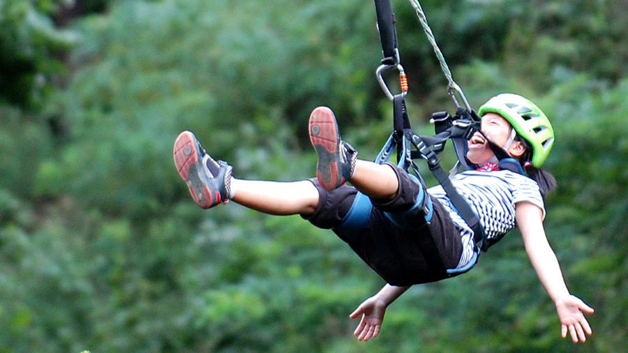Zip-wire là một lựa chọn không thể bỏ qua khi đi du lịch đảo Nami