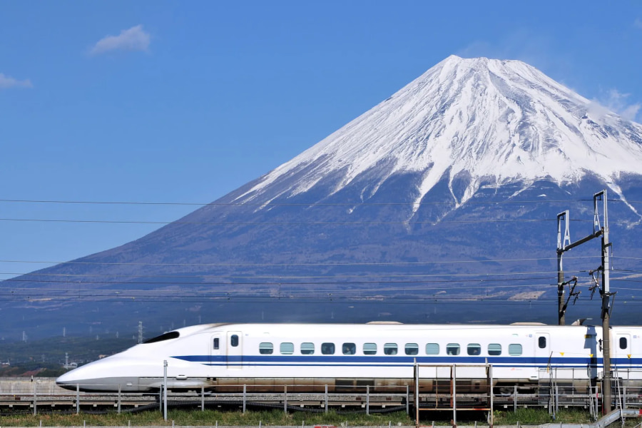 Hệ thống tàu điện Nhật Bản nổi tiếng khắp thế giới bởi sự hiệu quả, tiện lợi và đúng giờ