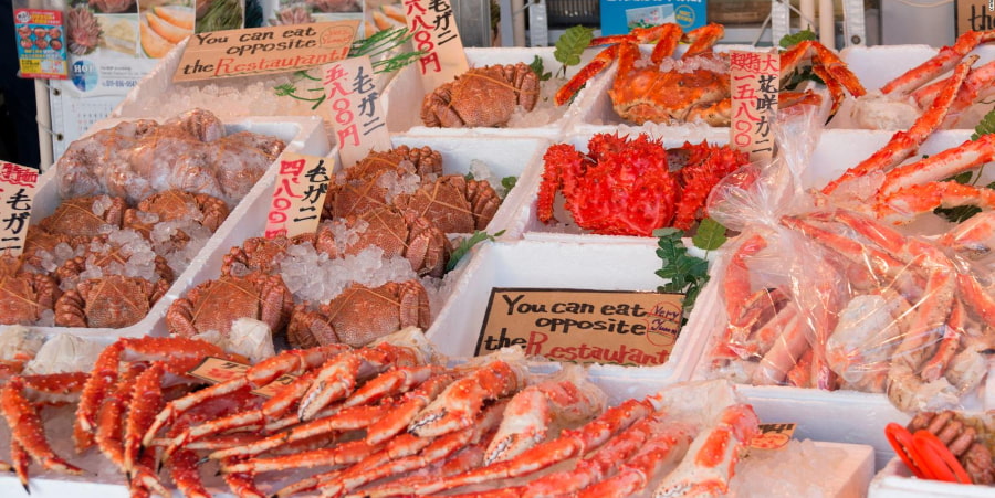 Nếu là tín đồ của hải sản, bạn không thể bỏ qua Chợ Nijo khi đi du lịch Sapporo