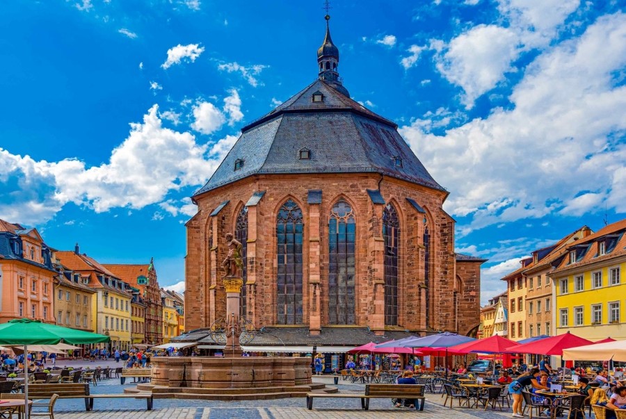 Nhà thờ Heiliggeistkirche tại quảng trường Marktplatz Heidelberg
