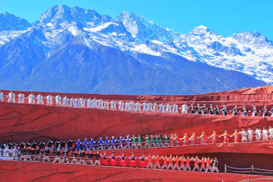 Núi tuyết Ngọc Long là một điểm đến nổi bật nhất của Lệ Giang