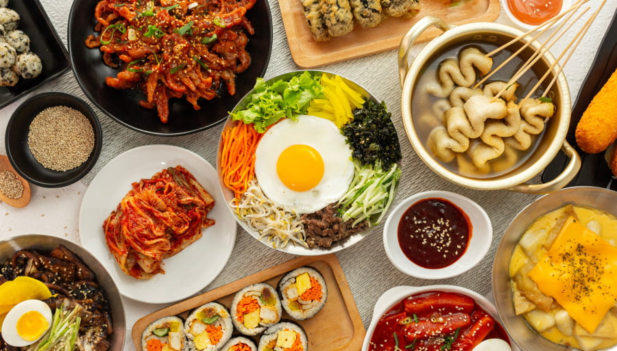 Incheon còn là nơi để bạn thưởng thức nhiều món ăn Hàn Quốc hấp dẫn khác