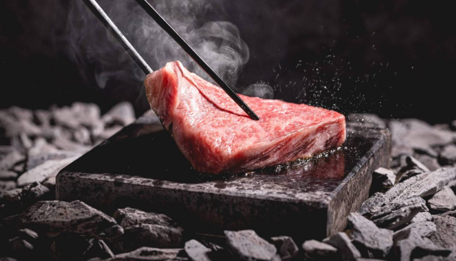 Thịt bò Kobe – niềm tự hào của ẩm thực Nhật Bản và là một trong ba loại thịt bò Wagyu nổi tiếng nhất