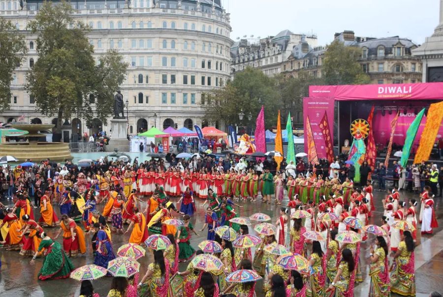 Quảng trường Trafalgar là địa điểm chính diễn ra lễ hội