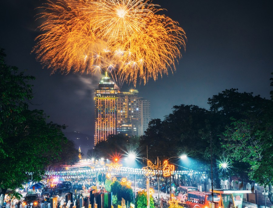 Ngoài ngắm pháo hoa, du khách còn có thể trải nghiệm khám phá các khu chợ đêm tại Đài Loan