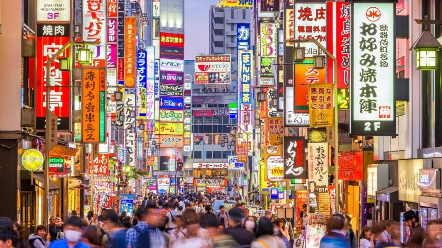 Tokyo luôn náo nhiệt và sầm uất, mang đến những trải nghiệm văn hóa độc đáo và khó quên