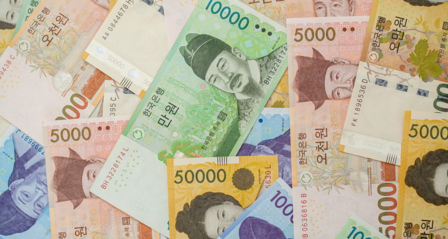 Đổi tiền là một trong những bước quan trọng hàng đầu trước khi đi du lịch Hàn Quốc